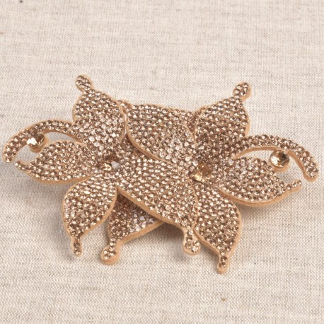 Fleur broche strass