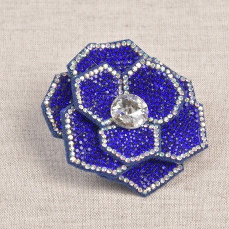 Fleur broche strass